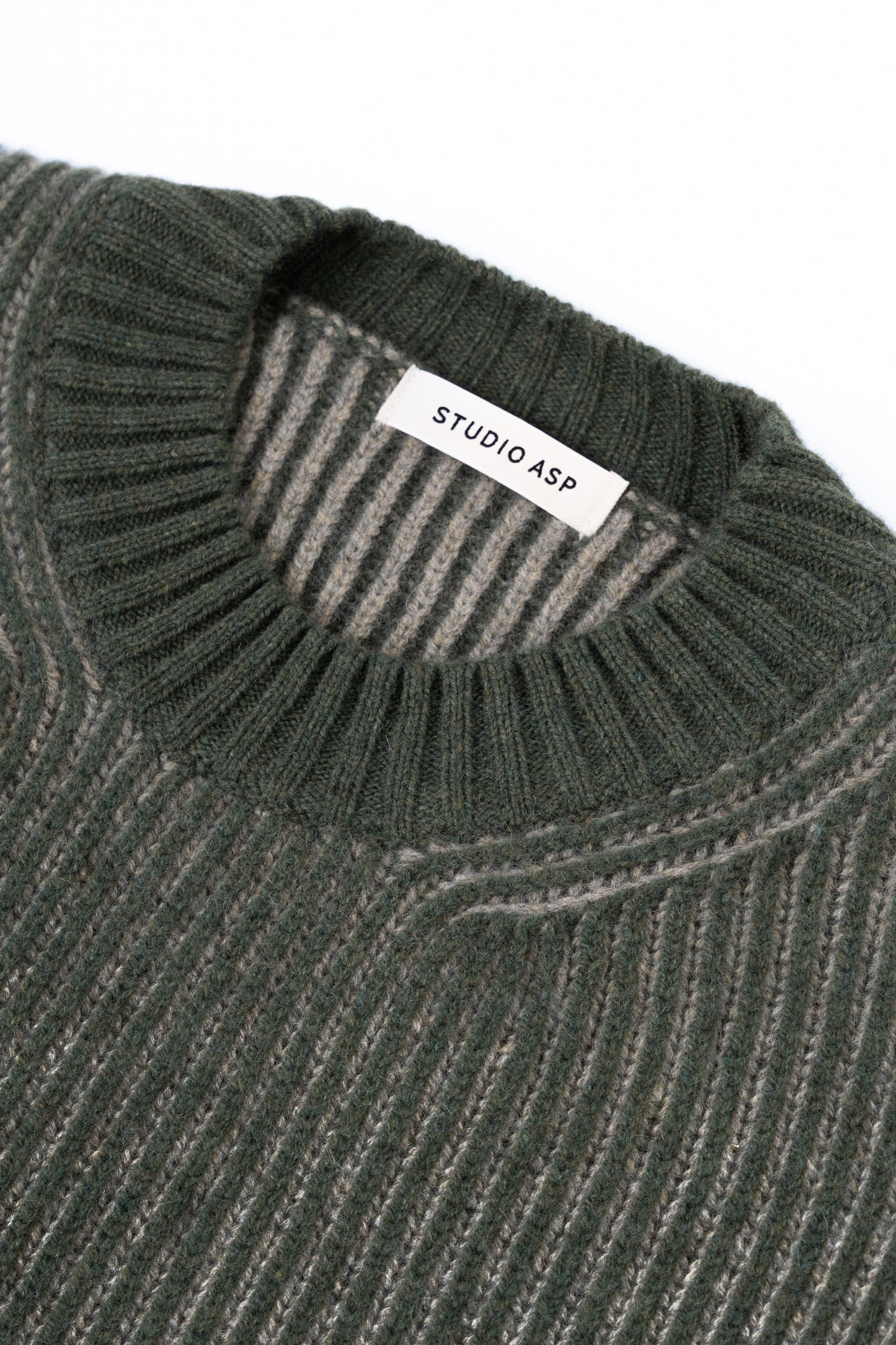 FOREST KNIT SWEATER