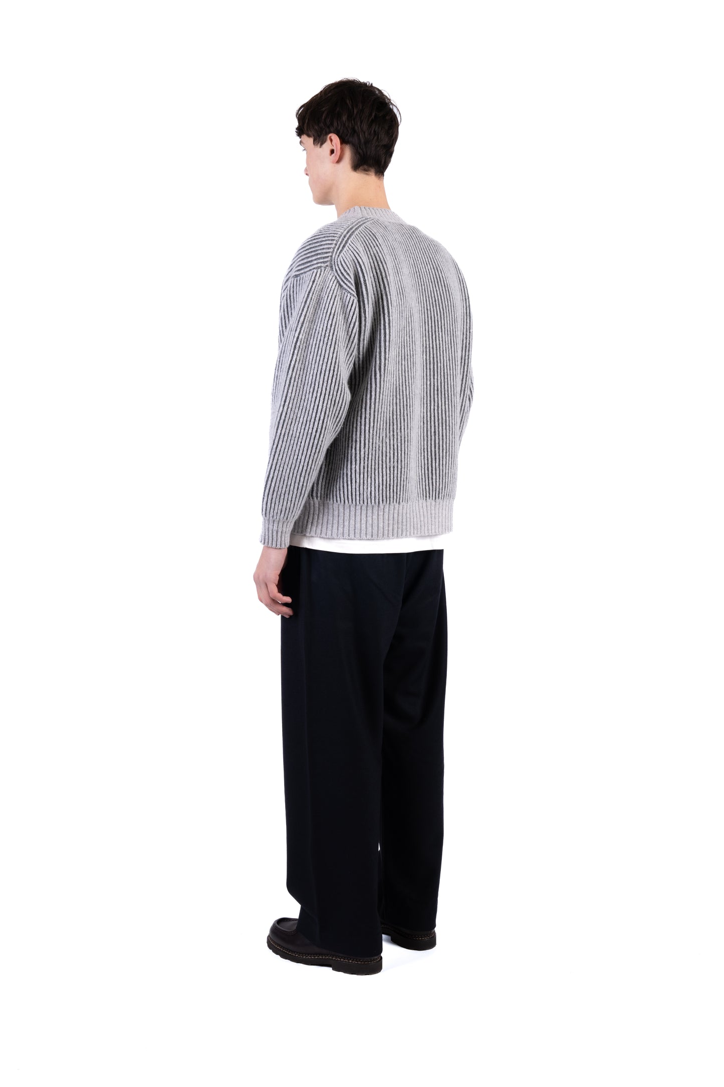 CLOUD KNIT SWEATER